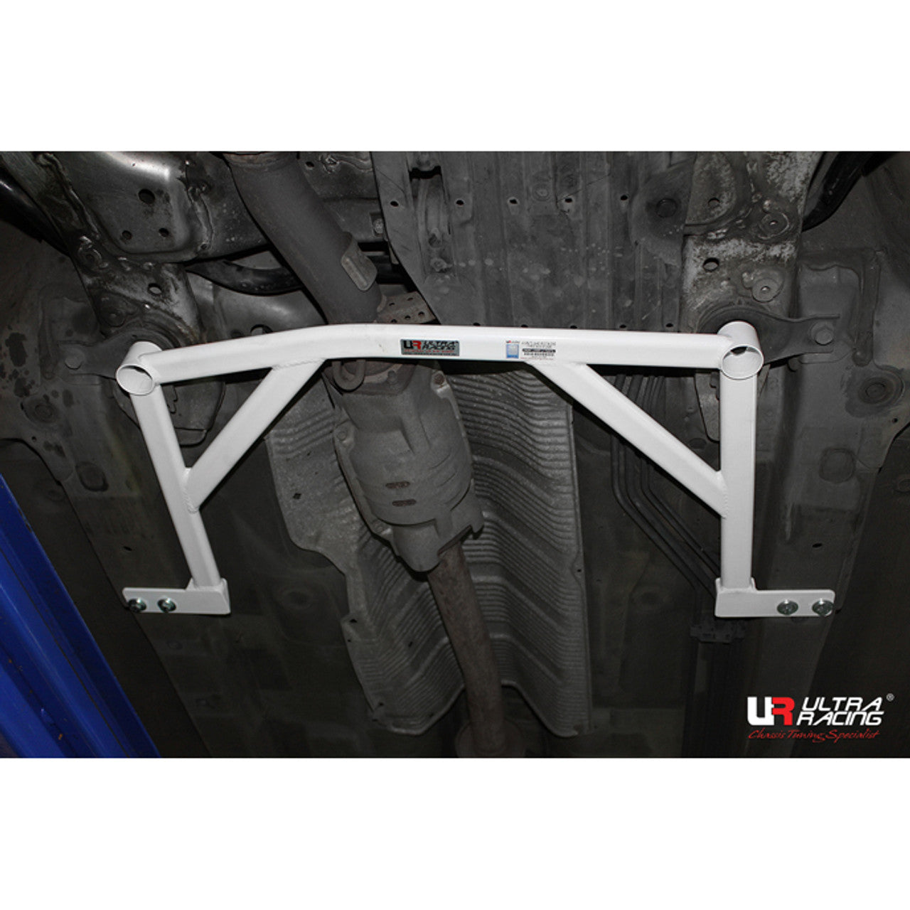 Ultra Racing - 4pt Front Lower Brace - Acura TL (UA6) 2004-2008 - UR-LA4-2389