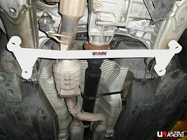Ultra Racing - 4pt Front Lower Brace - 2005-2012 Acura RL - UR-LA4-2415