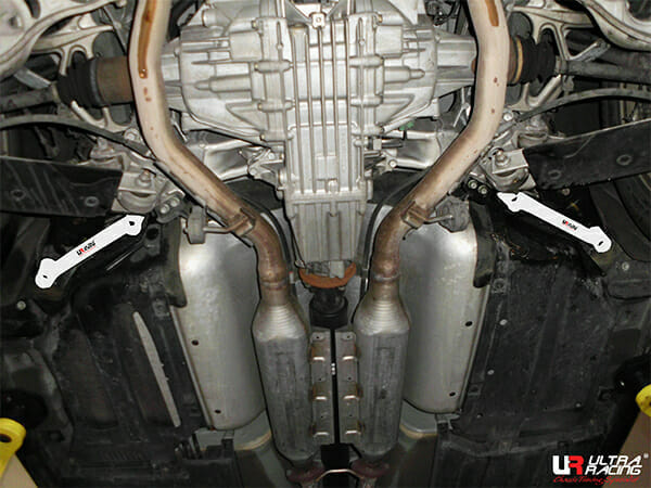 Ultra Racing - 4pt Rear Side Braces - 2005-2012 Acura RL - UR-RS4-2417P
